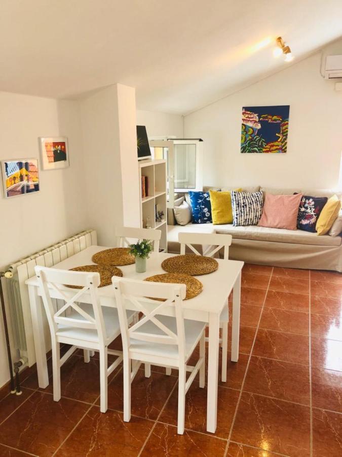 Apartments Barbaresko Lumbarda Ngoại thất bức ảnh