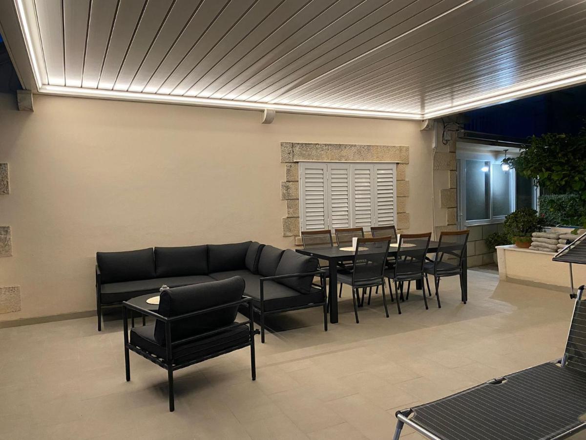 Apartments Barbaresko Lumbarda Ngoại thất bức ảnh