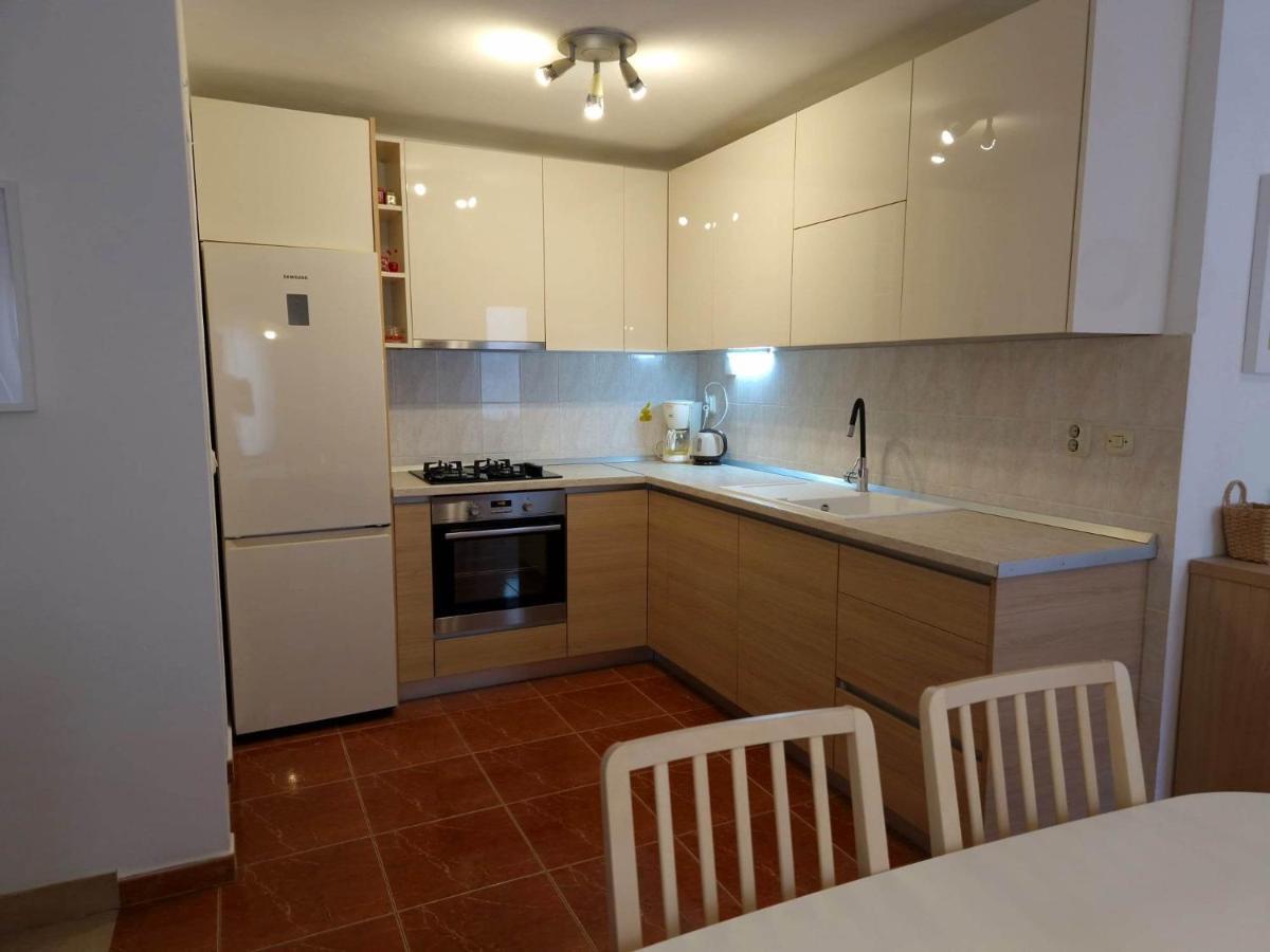Apartments Barbaresko Lumbarda Ngoại thất bức ảnh