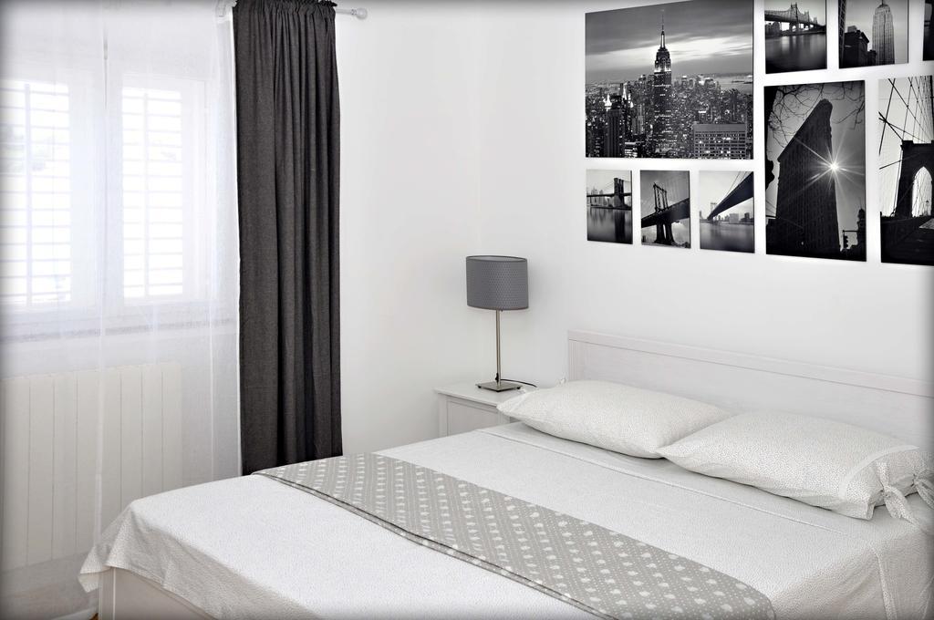 Apartments Barbaresko Lumbarda Ngoại thất bức ảnh